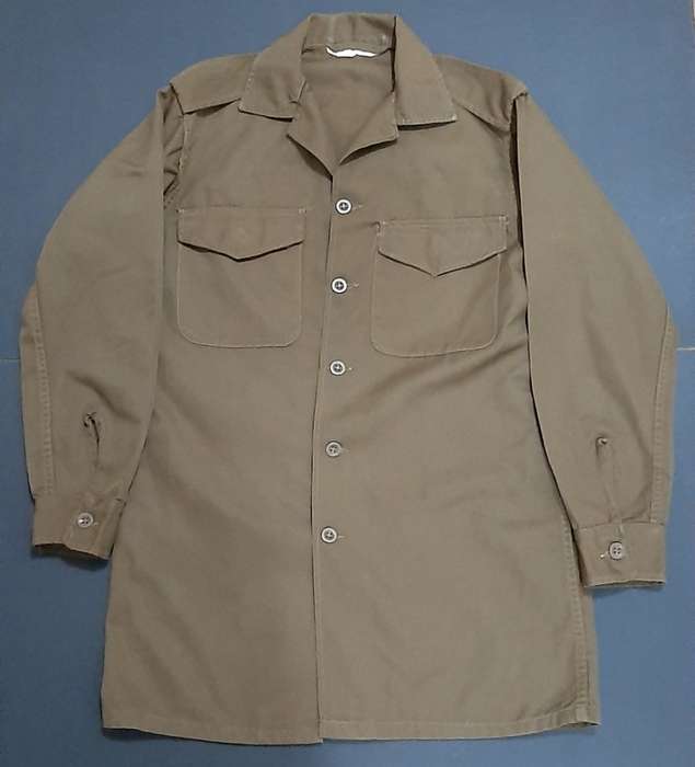 **Border War : 1970s SADF Nutria Type I L/Sleeve Shirt (MEDIUM).**