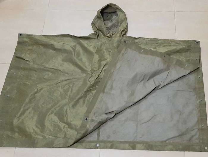 Border War 1970s S.A.P Olive Green Camouflage Poncho (Large)