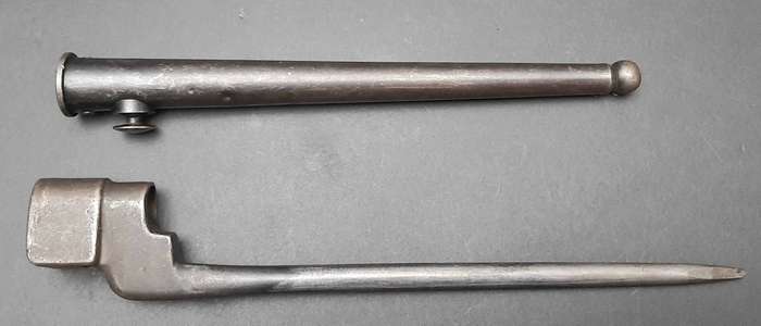 WW2 No.4 MKII Spike Bayonet with MKI Scabbard (Savage-Stevens)