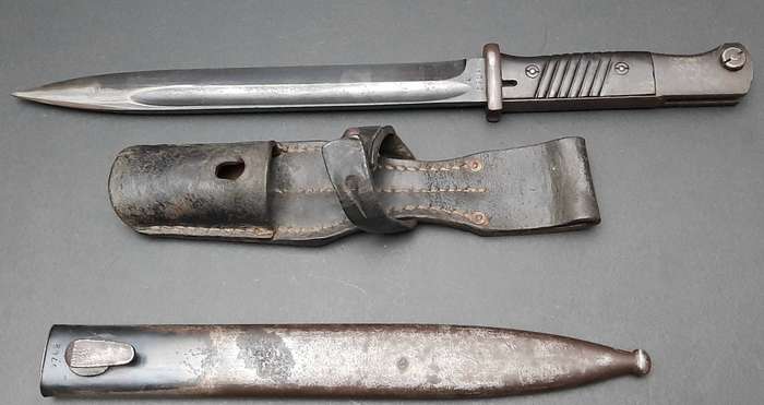WW2 German K98 Bayonet with Scabbard and Leather Frog (Clemen & Jung) Matching Serials