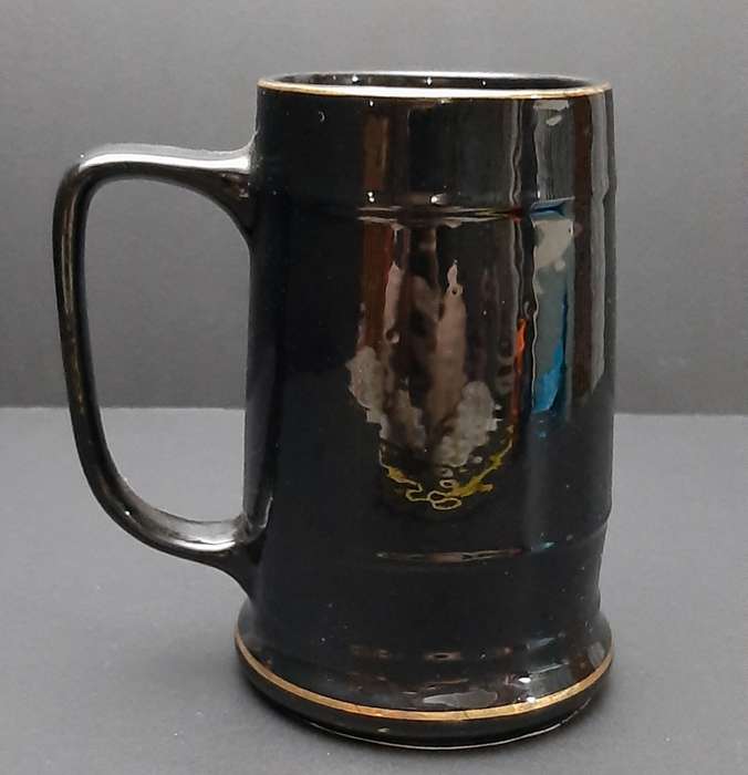 ** Rhodesian Bush  War : 1978 Rhodesian Air Force Ceramic Tankard `New Sarum` (Medium).**