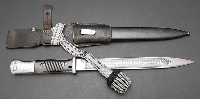 WW2 German Ceremonial K98 Bayonet with Troddle & Leather Frog