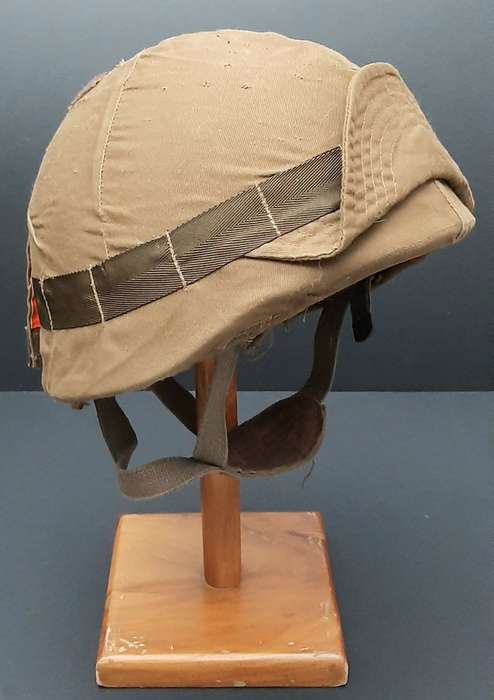 **Border War: 1980s SADF Parabat M83 Ballistic Helmet w/ Nutria Cover (59 / Large).**