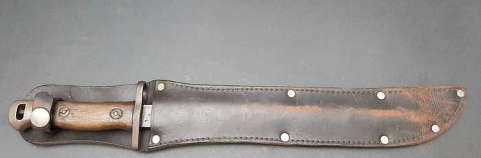 **Rhodesian Bush War: 1970s BSAP Converted 1907 `Bush Knife` w/ Scabbard (45cm).**