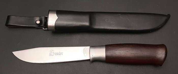 **1980s Norwegian: Nordfor `Hunter` Forest Knife w/ Scabbard (25cm).**