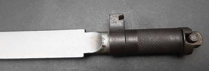 **Border War : 1980s East Bloc SKS Blade Socket Bayonet w/ Screw ( 36cm).**