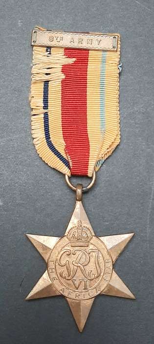 **WW2 : Africa Star Medal w/ Ribbon & 8th Army Bar .**