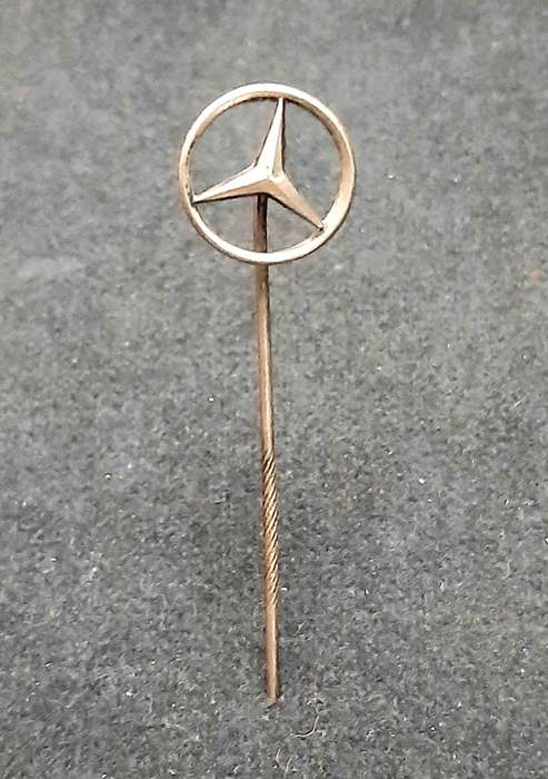 **RARE: 1980s Mercedes-Benz .800 Silver Tie Pin (6.5 cm).**