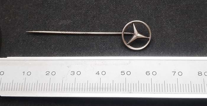 **RARE: 1980s Mercedes-Benz .800 Silver Tie Pin (6.5 cm).**