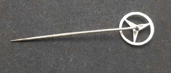 **RARE: 1980s Mercedes-Benz .800 Silver Tie Pin (6.5 cm).**