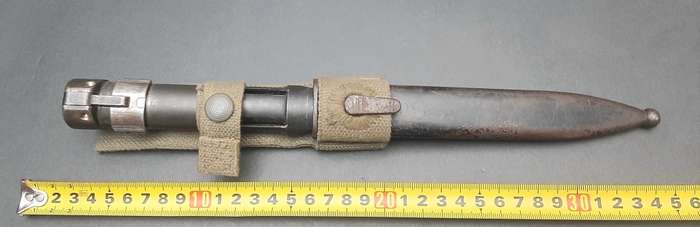 Border War: 1970s SADF FN FAL Type C Bayonet with Webbing Frog