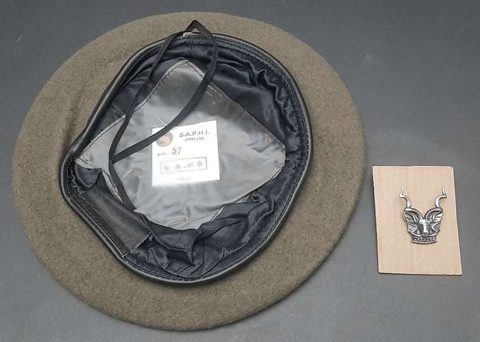 **Border War : 1980s SWATF Unissued Area Force Beret & Badge  (Medium).**