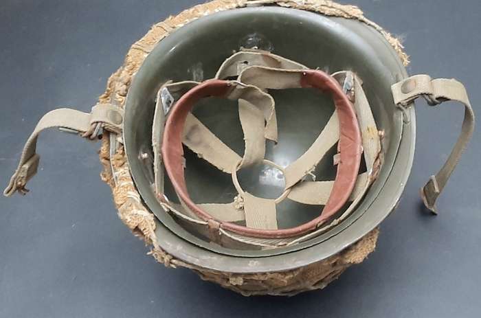 **Border War : 1960s SADF Steel Helmet w/  Camouflage Cover & Net .**