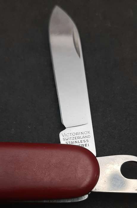 1990s Victorinox Officer Suisse Swiss Army Knife 4-Function