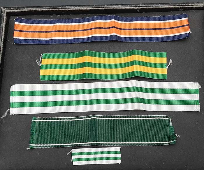 **Border War : 1980s SADF 5 x Medal Ribbon Lengths ( 4 F/S & 1 Miniature).**