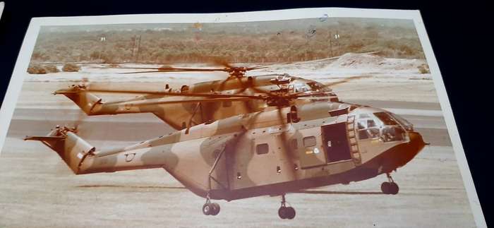 **Border War : 1980s SAAF Super Frelon & Puma Helicopter Colour Photograps x2 **