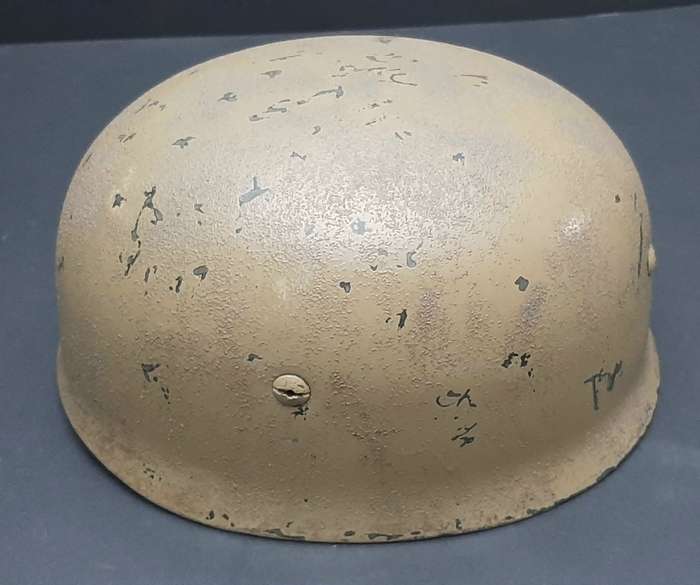 Rare German GSG-9 Police 1970s Ballistic Fibre Helmet w/ Strap (59/60)