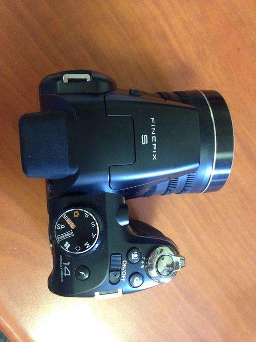 Fujifilm S4500 for Sale