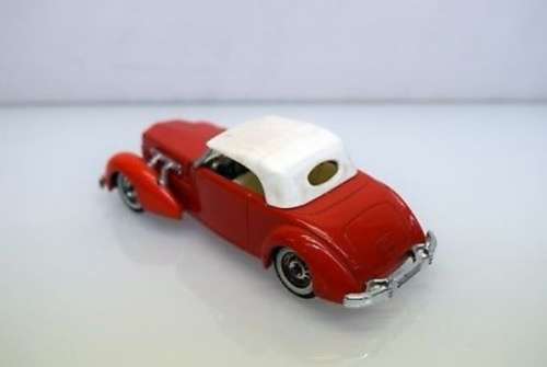 Cord 812 Supercharged Phaeton 1937 pre-owned unboxed (unplayed, no wear, superb condition)