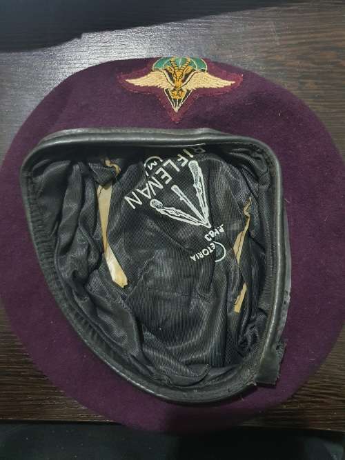 SADF 1 parachute battalion beret size medium