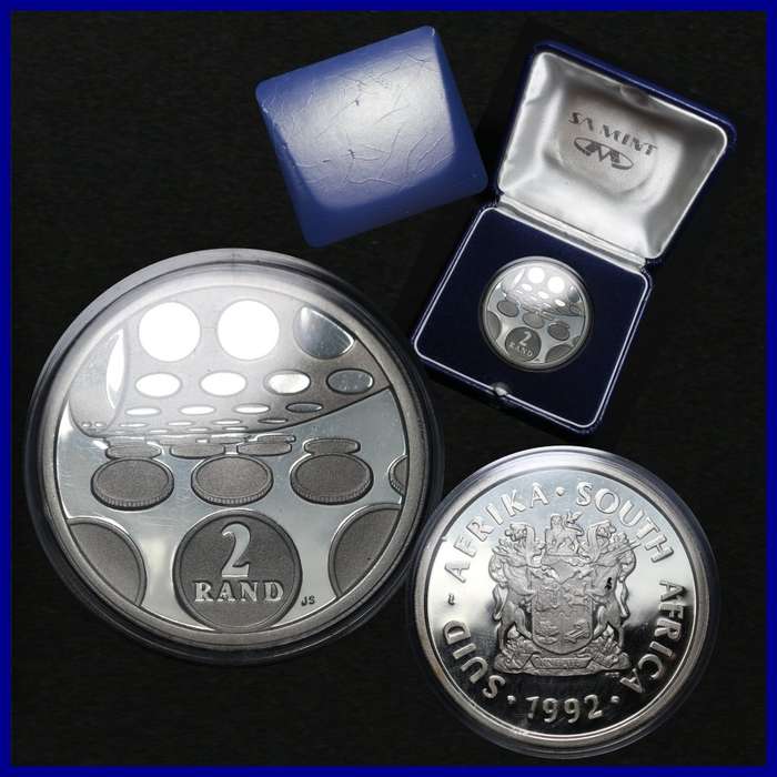 1992 : Republic of  S. A.: Excellent Two Rand Proof: Issue: TECHNOLOGY as per Photo.
