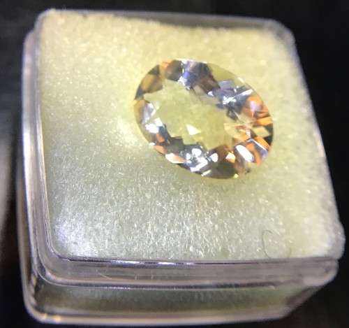 CERTIFIED 1.448 cts - LIGHT YELLOW - CITRINE - OVAL CUT - GOOD CUT & SHINE -COA INCLUDED (EGL)