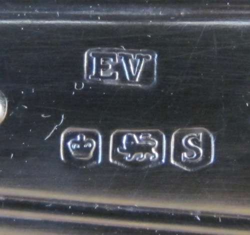 WEDDING CAKE KNIFE=STERLING SILVER HANDLE=BOXED=VINERS of SHEFFIELD=England=AS NEW & STUNNING!!!!!!!