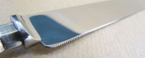 WEDDING CAKE KNIFE=STERLING SILVER HANDLE=BOXED=VINERS of SHEFFIELD=England=AS NEW & STUNNING!!!!!!!