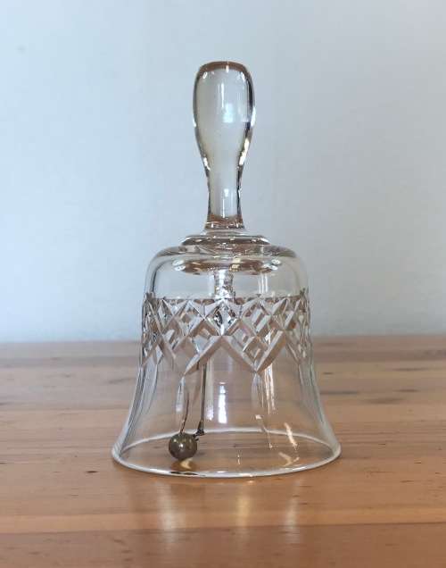 CRYSTAL GLASS TABLE BELL=STUNNING PING!!!