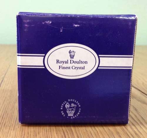 ROYAL DOULTON CRYSTAL VASE SMALL PERFECT!!! ORIGINAL BOX stunning gift!!! FLOWERS
