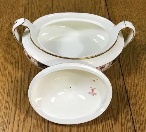 ROYAL CROWN DERBY DERBY BORDER PAIR of LIDDED VEGETABLE SERVING BOWLS TUREENS 1964 A1253 MAGNIFICENT