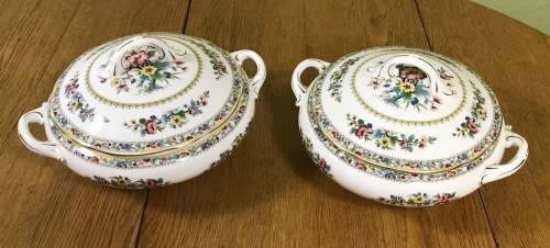 COALPORT MING ROSE DINNER SERVICE 41 piece ENGLAND BONE CHINA FLOWERS BEAUTIFUL FLORAL PATTERN!!!