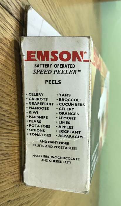 PEELER ELECTRIC EMSON BATTERY OPERATED Uses 4 AA 15v Alkaline batteries LIKE NEW in its BOX!!!