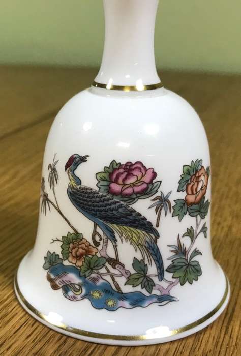 WEDGWOOD TABLE BELL PORCELAIN BONE CHINA ENGLAND KUTANI CRANE ORIGINAL CLAPPER!! BIRD FLOWERS POND!