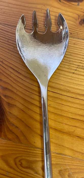 SALAD SERVERS PAIR CHROMED? SILVER PLATED??