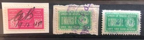 REVENUE STAMPS selection of 18 pcs KING GEORGE VI UNION of SOUTH AFRICA 1943 5/- English left.