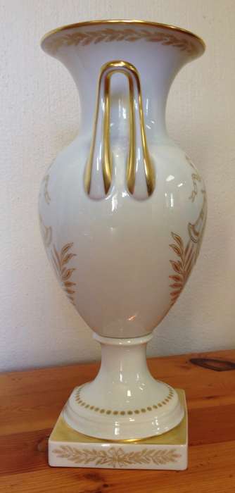 VASE URN HUTSCHENREUTHER GERMANY AMPHORA LARGE 395mm high GILT HANDLES HARP FLUTE MUSIC