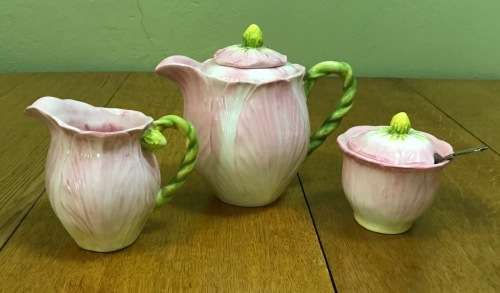 PINK LILY shaped TEAPOT - MILK - LIDDED SUGAR & PLATED SPOON - STUNNING!!!!! Read Notes.......