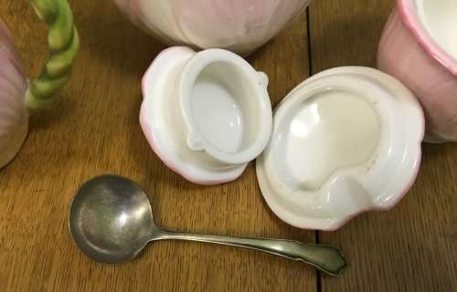 PINK LILY shaped TEAPOT - MILK - LIDDED SUGAR & PLATED SPOON - STUNNING!!!!! Read Notes.......