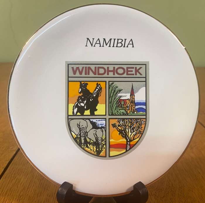 SMALL PLATE - NAMIBIA SOUVENIR - WINDHOEK BADGE - AB CERAMICS - PORCELAIN. SWA - SOUTH WEST AFRICA.