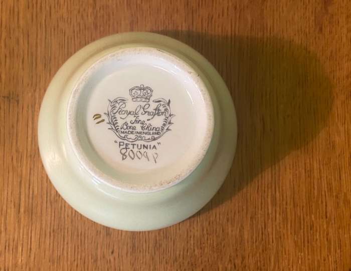 SUGAR BOWL - OPEN - ROYAL GRAFTON FINE BONE CHINA - PETUNIA - ENGLAND - FLOWERS - 80098.