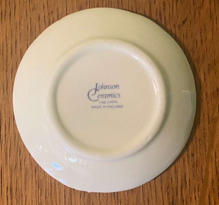 MINIATURE PLATE - LOVERS in the GARDEN - JOHNSON CERAMICS - FINE CHINA - ENGLAND.