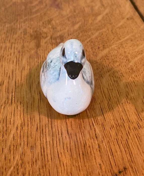 DUCK - PORCELAIN - SMALL - BLUE & WHITE - STUNNING ORNAMENT - PRINTERS TRAY.