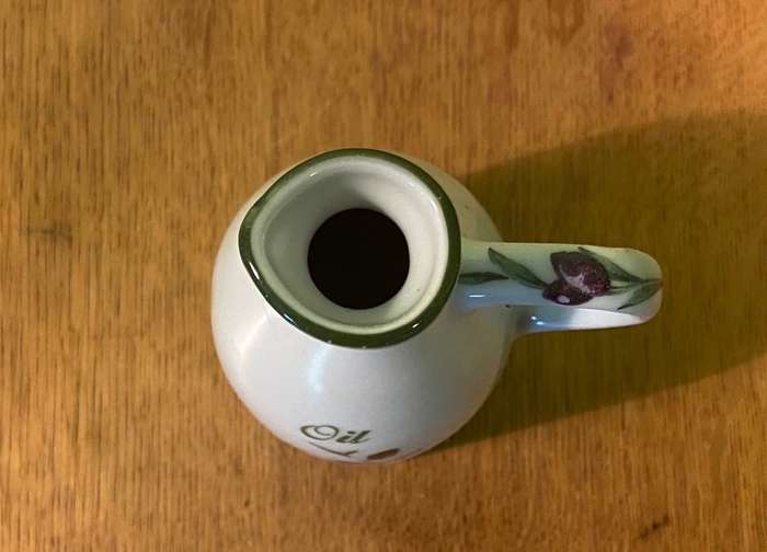 OLIVE OIL CONTAINER / POURER - PORCELAIN - WIESENTHAL GERMANY - CLASSIC WHITE - No. 2142.
