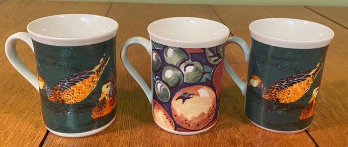 MUGS x 3 - PORCELAIN - TEA COFFEE - CONTINENTAL MUGGZ -  DUCKS & FRUIT ART - EXCELLENT CONDITION!!!!