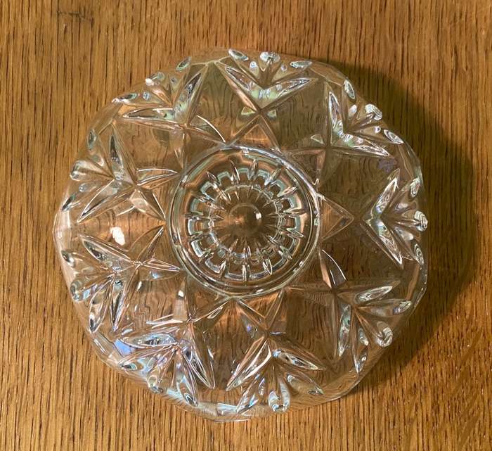 GLASS  BOWL SINGLE CANDLE HOLDER - STUNNING!!!