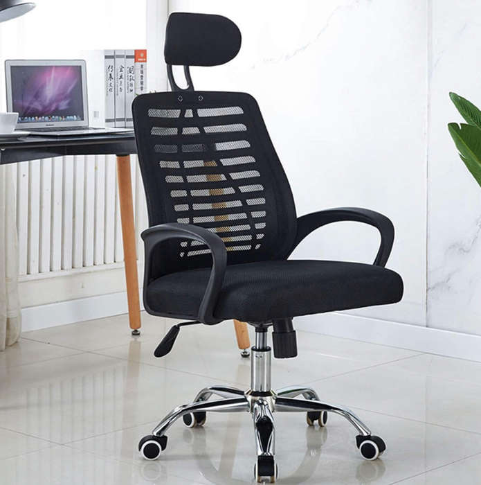 Ergonomic Mesh Office Chair | Height Adjustable & Swivel Function - NEW