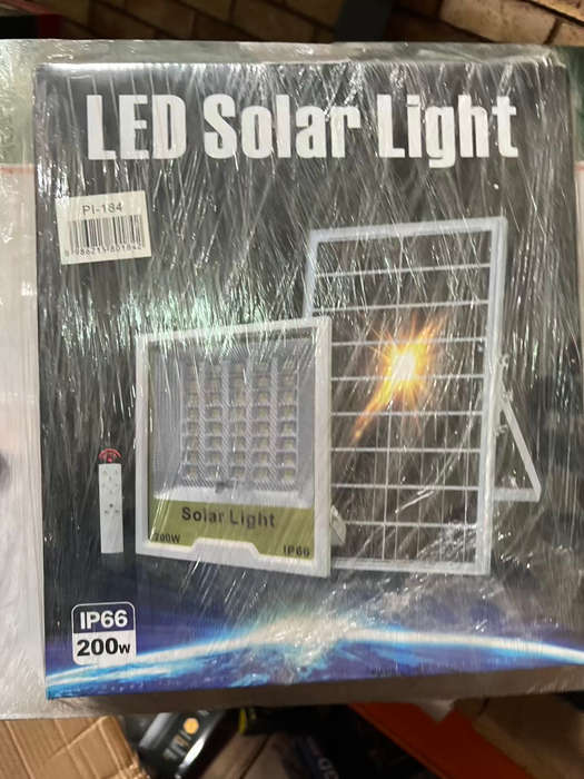 200W Remote Controlled Solar Flood Light,ULTRA High Lumen Flood Lights with Remote and Solar Panel