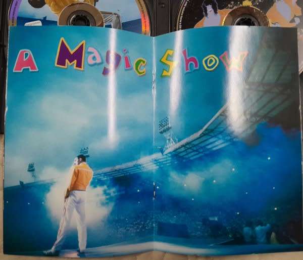 Queen - 3 DVD Bundle: Greatest Flix 1 and 2 (2 x 2DVD sets) PLUS Live At Wembley (2DVD)