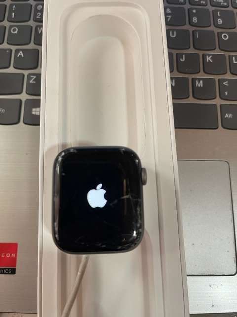 Apple Watch Series 4 Space Gray 44mm - GPS + Cellular. Cracked Screen. MAKE AN OFFER